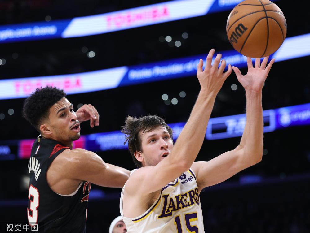 更具深度和 更具深度和